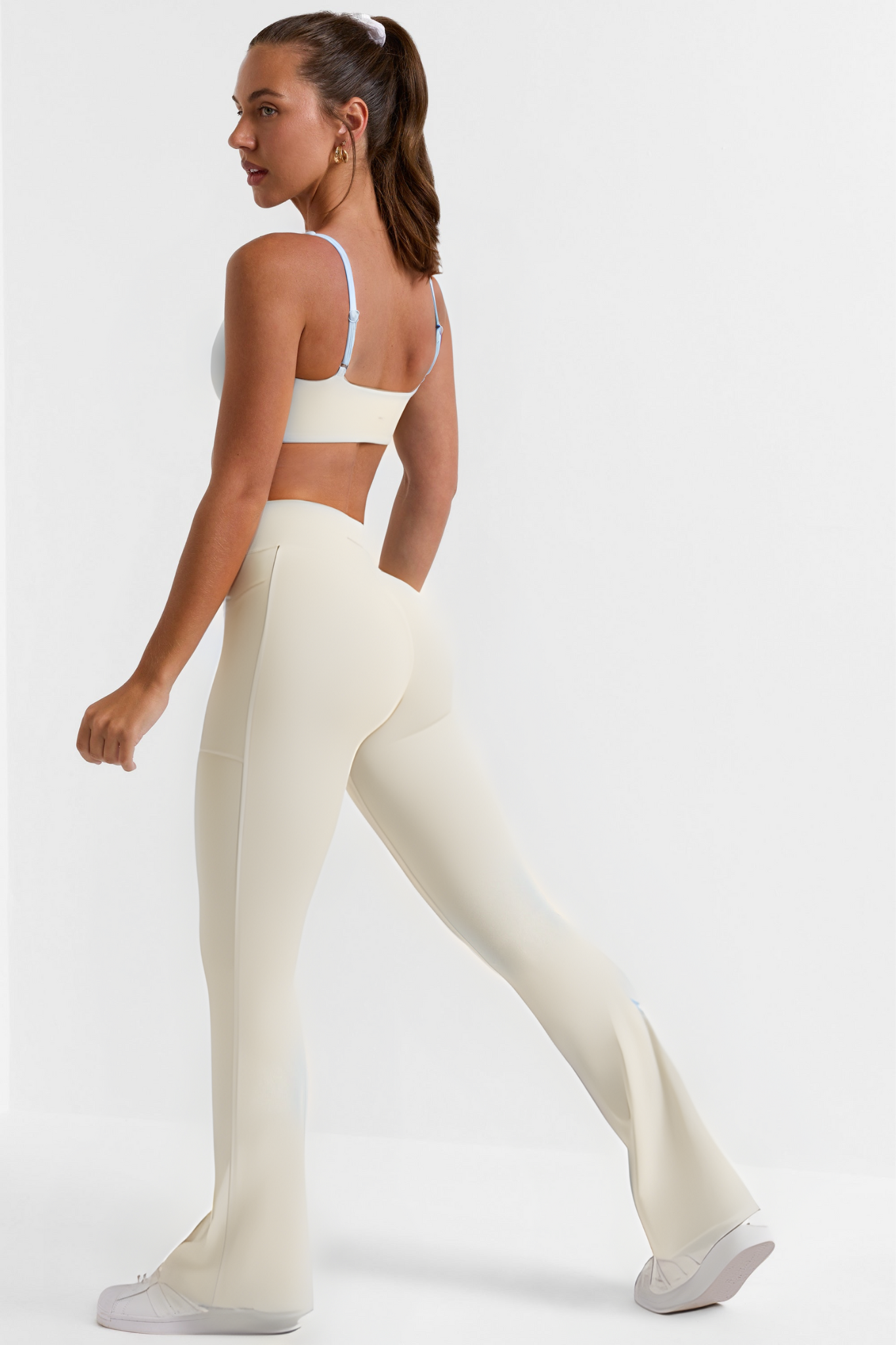 Flora Snached Flare Leggings